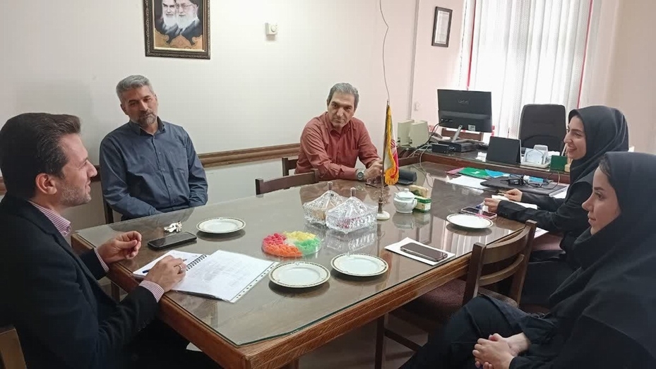جلسه هم اندیشی مسائل آموزشی بین دانشکده پرستاری ومامایی و پردیس بین الملل دانشگاه درتاریخ 1405/5/12 برگزار شد